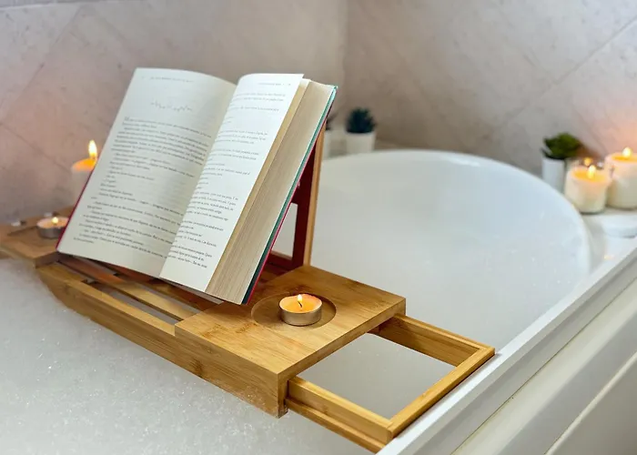 Sunset Escape - Panoramic Terrace Fiumicino